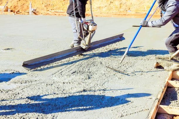 smoothing out concrete