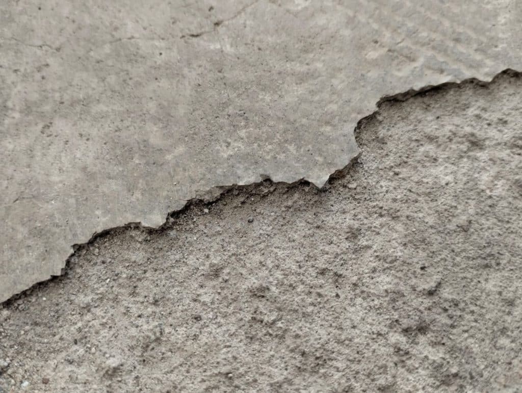 spalling concrete